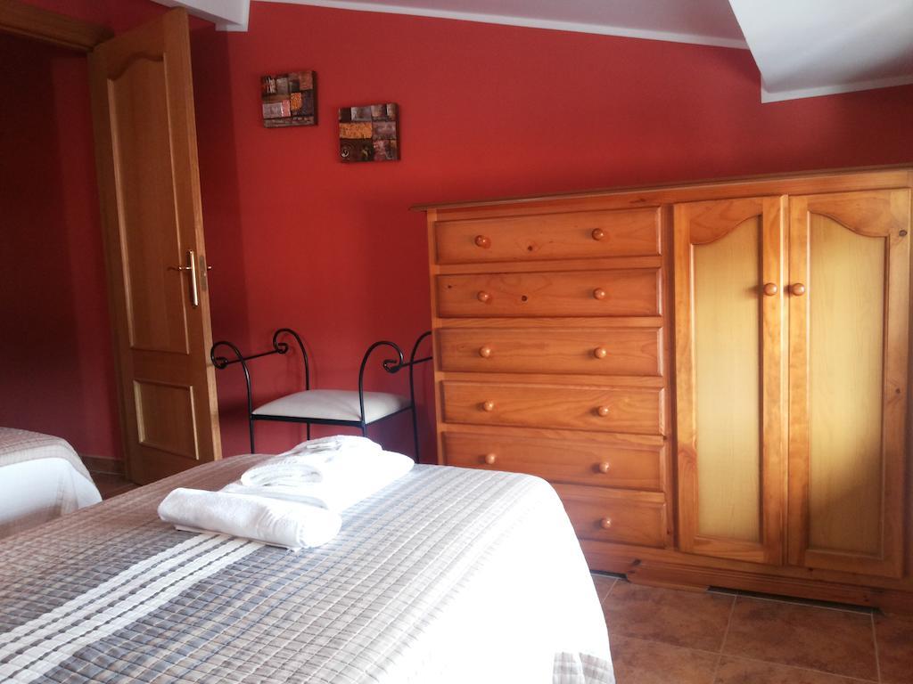 Casa Marivi Hotel Niembro Szoba fotó