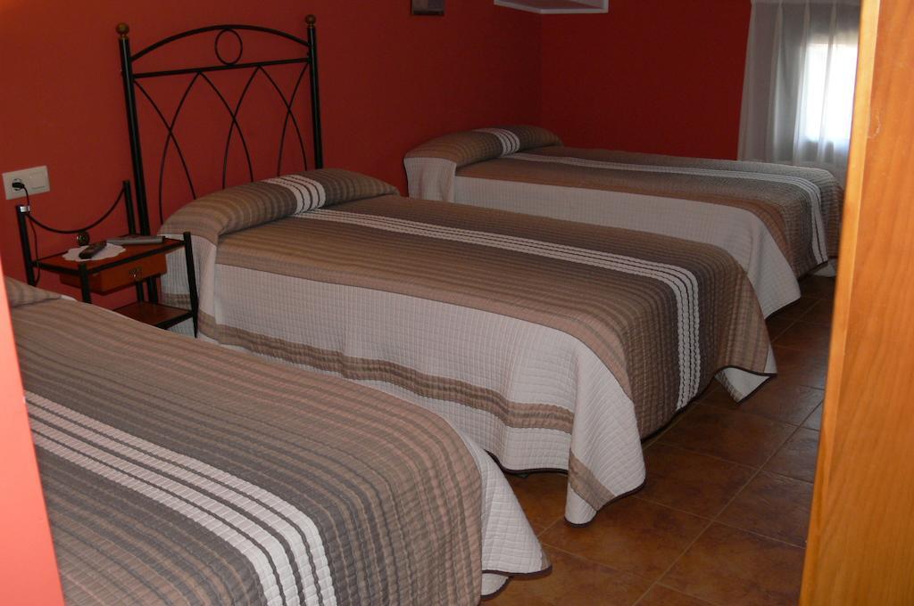 Casa Marivi Hotel Niembro Szoba fotó